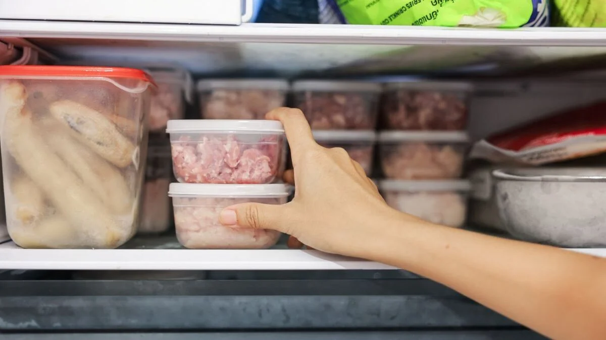 Chicken frozen for 2 years: is it still safe to eat?