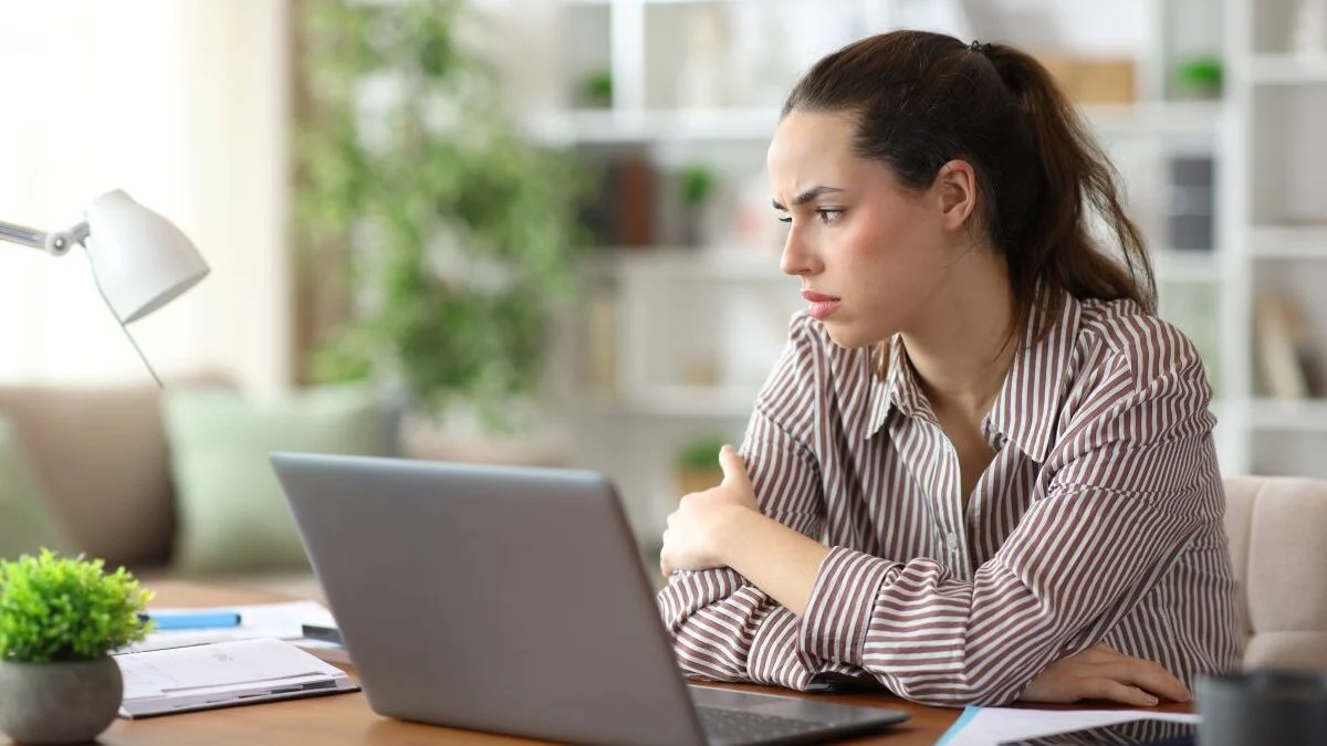 Feeling empty without being depressed: what if you suffer from emotional overwork?