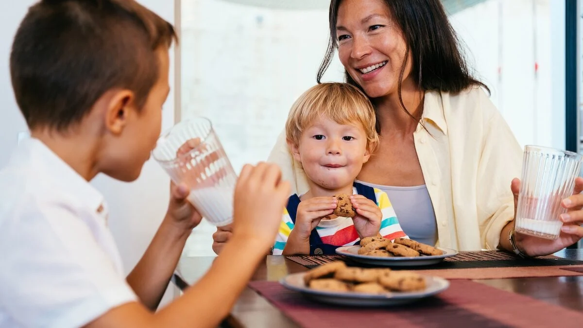 For a homemade snack ready in 20 minutes, these banana-oat cookies will delight your child from 12 months