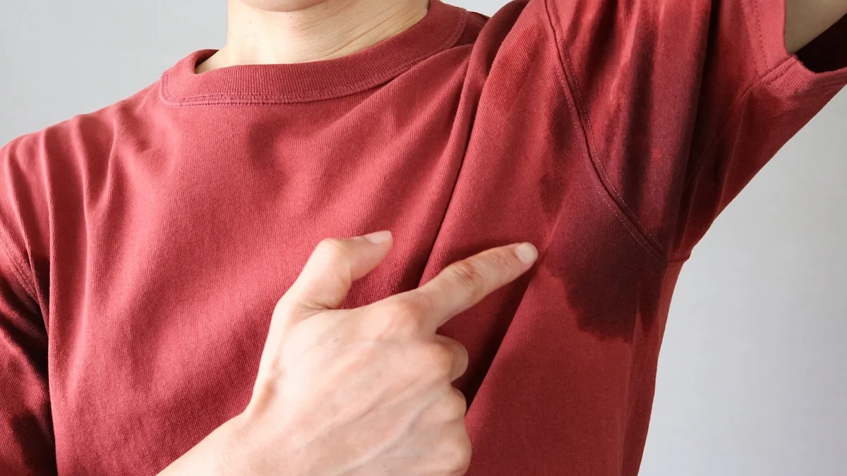 Pheromone maxxing: they no longer shower… to attract women. But does it work?