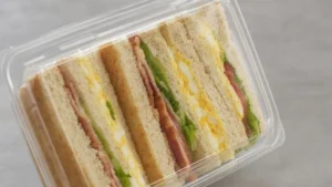 Product recall: do not eat this Daily Monop Bacon Egg Club sandwich at Monoprix, risk of Listeria