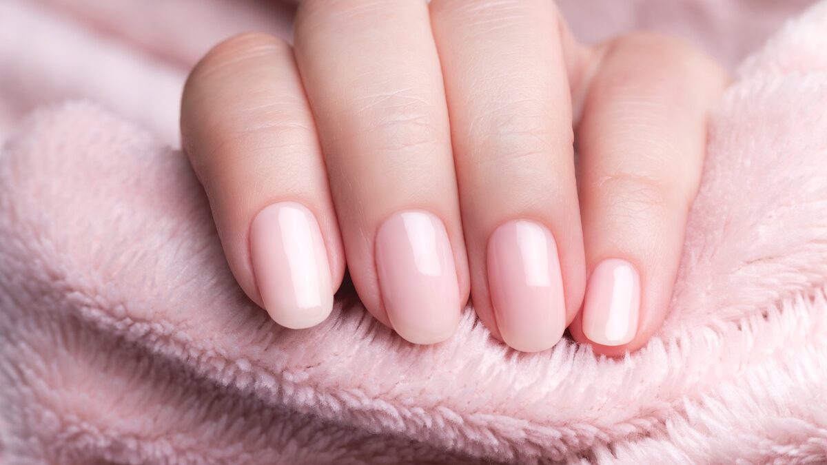 Victoria Beckham adopts rose water nails: the ultra-flattering manicure that everyone will ask for