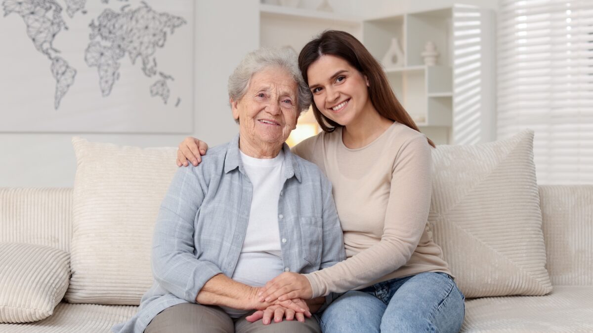 Alzheimer's in France: Why the diagnosis should no longer mark the end of social life for 1.4 million people