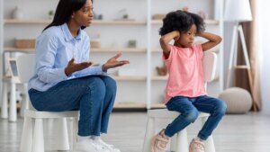 Angry child: this 8-word phrase would help defuse a crisis in 30 seconds, according to a psychologist