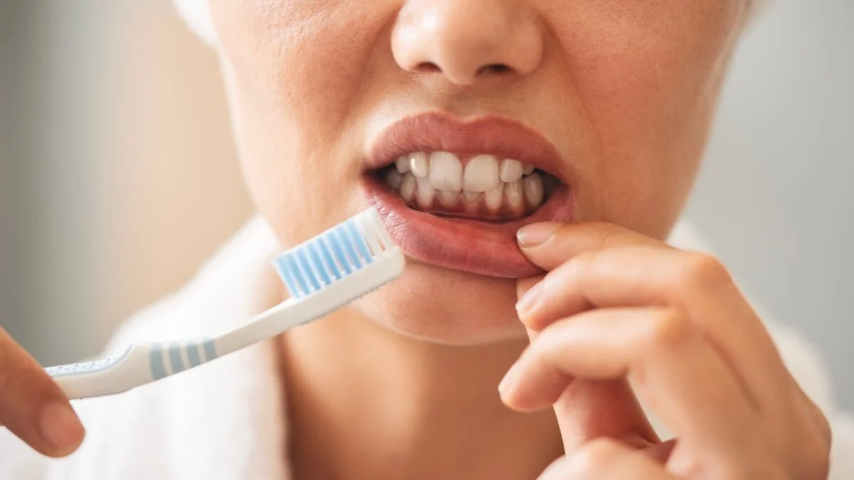 Are your gums bleeding? This common sign increases the risk of Alzheimer's by 61% according to a study