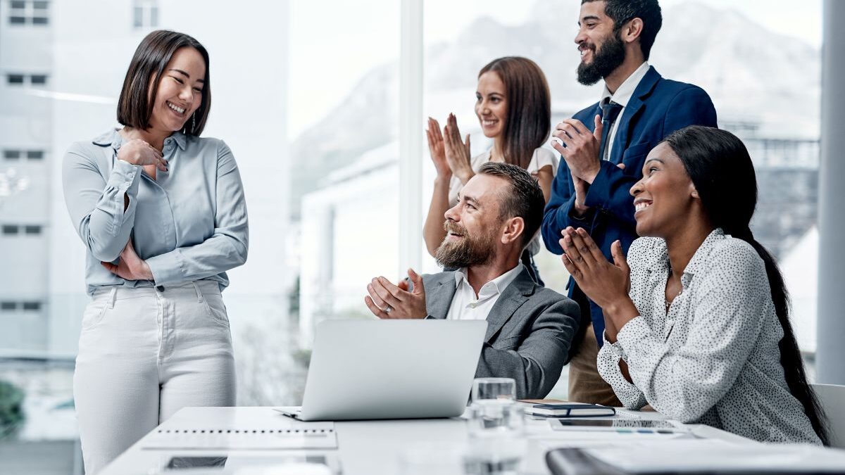 Emotional intelligence at work: 4 steps to develop it and boost your leadership