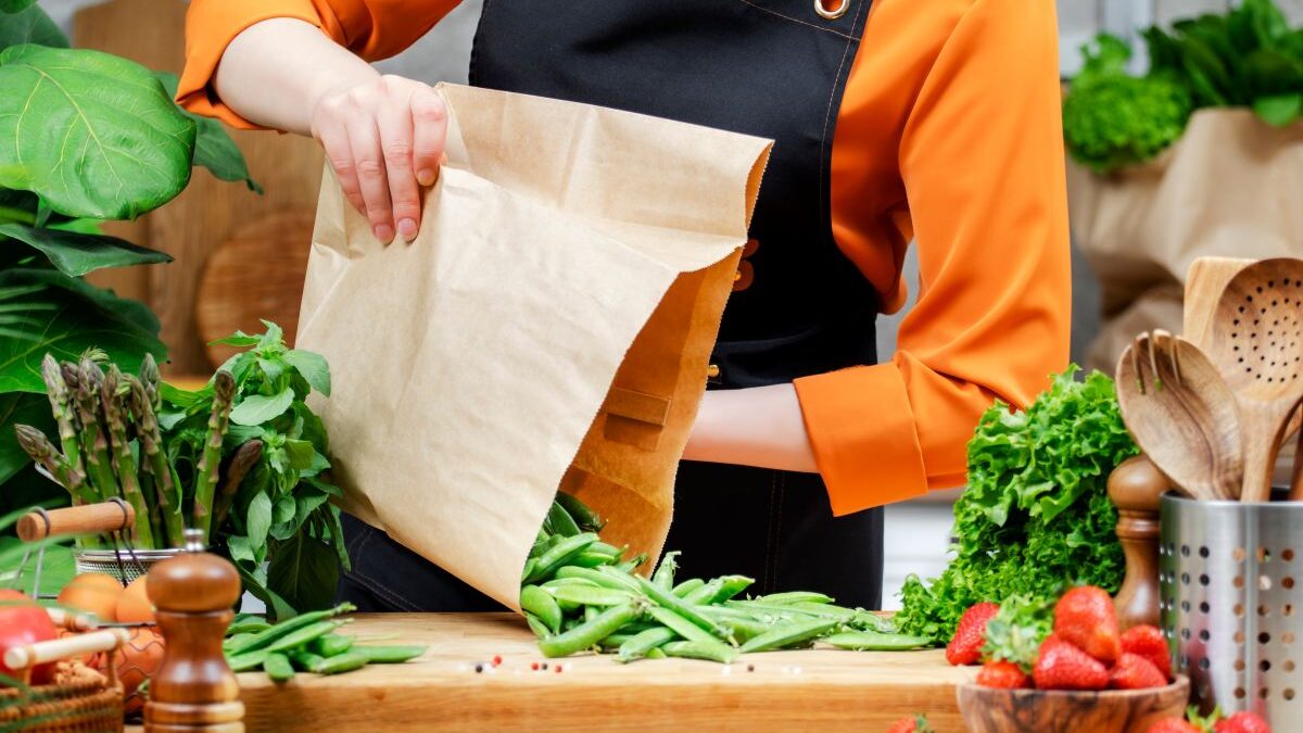Healthy and inexpensive aperitif: a chef's unstoppable tip for guacamole without avocado