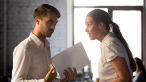 If you notice these signs within the first 5 minutes, you may be dealing with a difficult person