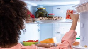Is your fridge not closing properly? This little detail can put your food at risk, here's what to do