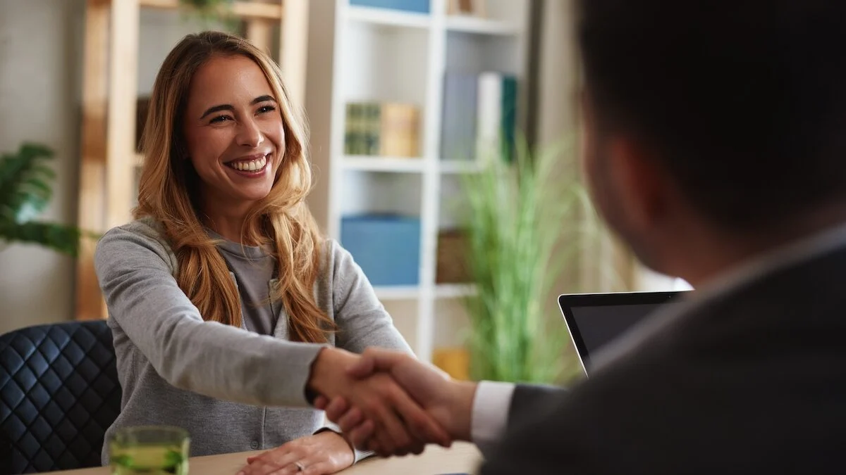 New job: these 3 mistakes we make to make a good impression… and which turn against us