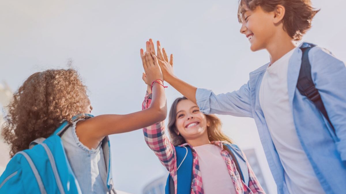 “To help your child make good friends, teach them these 5 lessons”: psychologist Javier de Haro recalls the essential foundations of a solid friendship