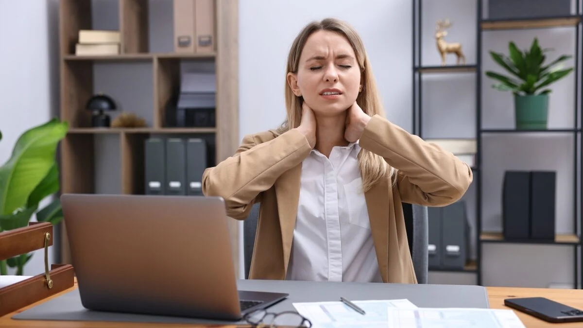 True or false health: a stiff neck associated with fever should always be a warning?