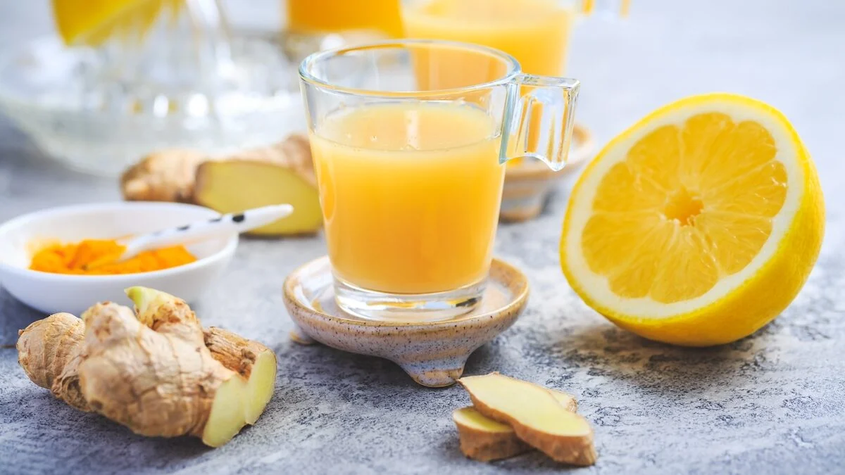Flat stomach: discover the anti-inflammatory drink with turmeric and amla recommended by a nutritionist