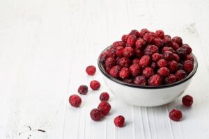 From October, harvest this little red berry rich in vitamin C to face autumn