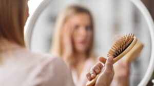 Hair loss in the fall: should you really cut your lengths now to avoid massive loss?