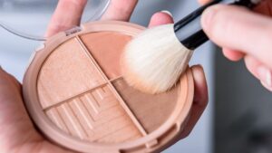On TikTok, this new makeup trend in 2026 is already making your ultra-blushed pink cheeks look outdated