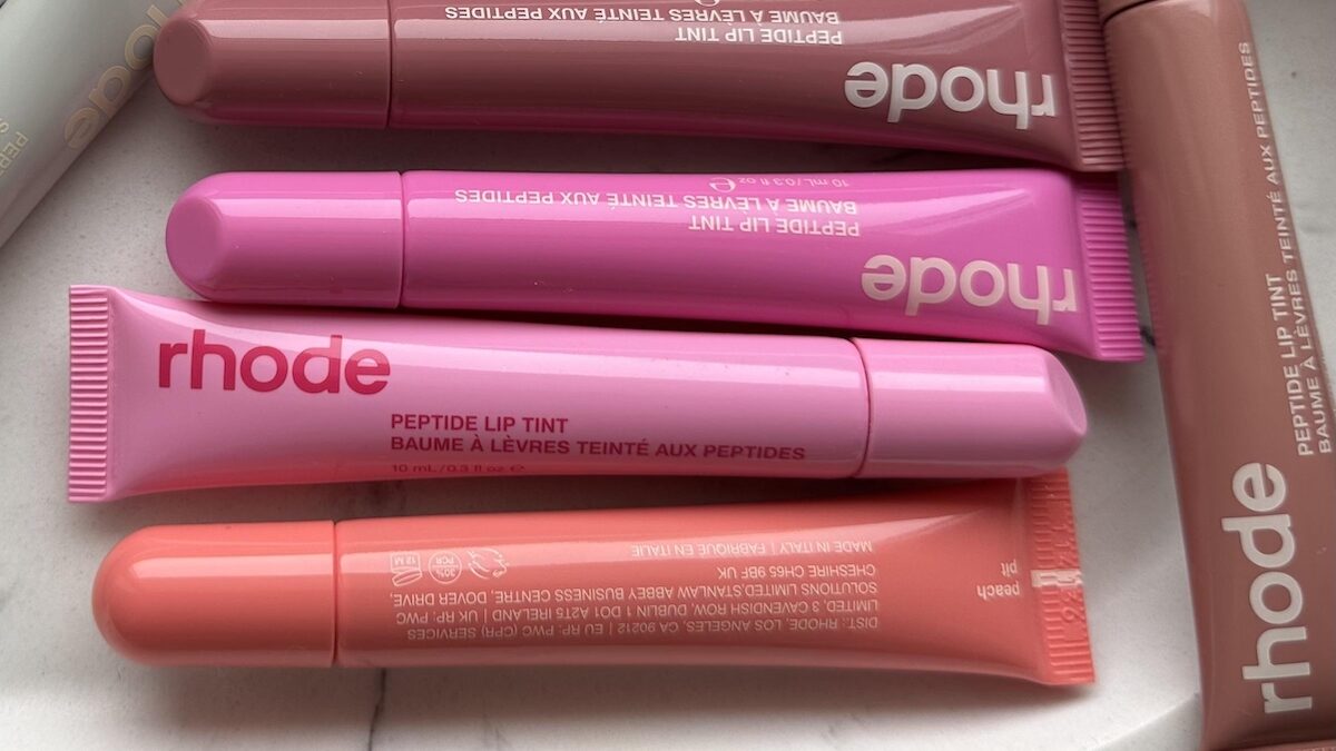Rhode finally arrives at Sephora France: these 3 Hailey Bieber products to shop quickly for ultra glowy skin