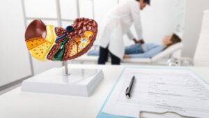 The liver tires after excess: these 5 everyday foods that really help it breathe