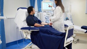 “Wash your blood” to rejuvenate: science contradicts the promises of longevity clinics