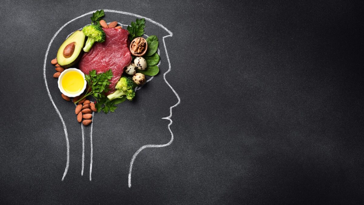 Your brain consumes 25% of your energy: here are the foods to choose to protect your memory